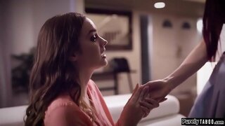 Rumaja gancang robah waktu rapat tanggal nya sis geus jeung gadis manéhna papanggih online.Manéhna alters sorangan pikeun kasampak kawas nya sis jeung nembongkeun nepi ifo nya kaping imah.Manéhna manipulates gadis kana sex